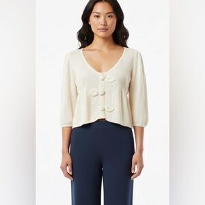 Lia Molly cardigan, Size M 100% cotton , like new